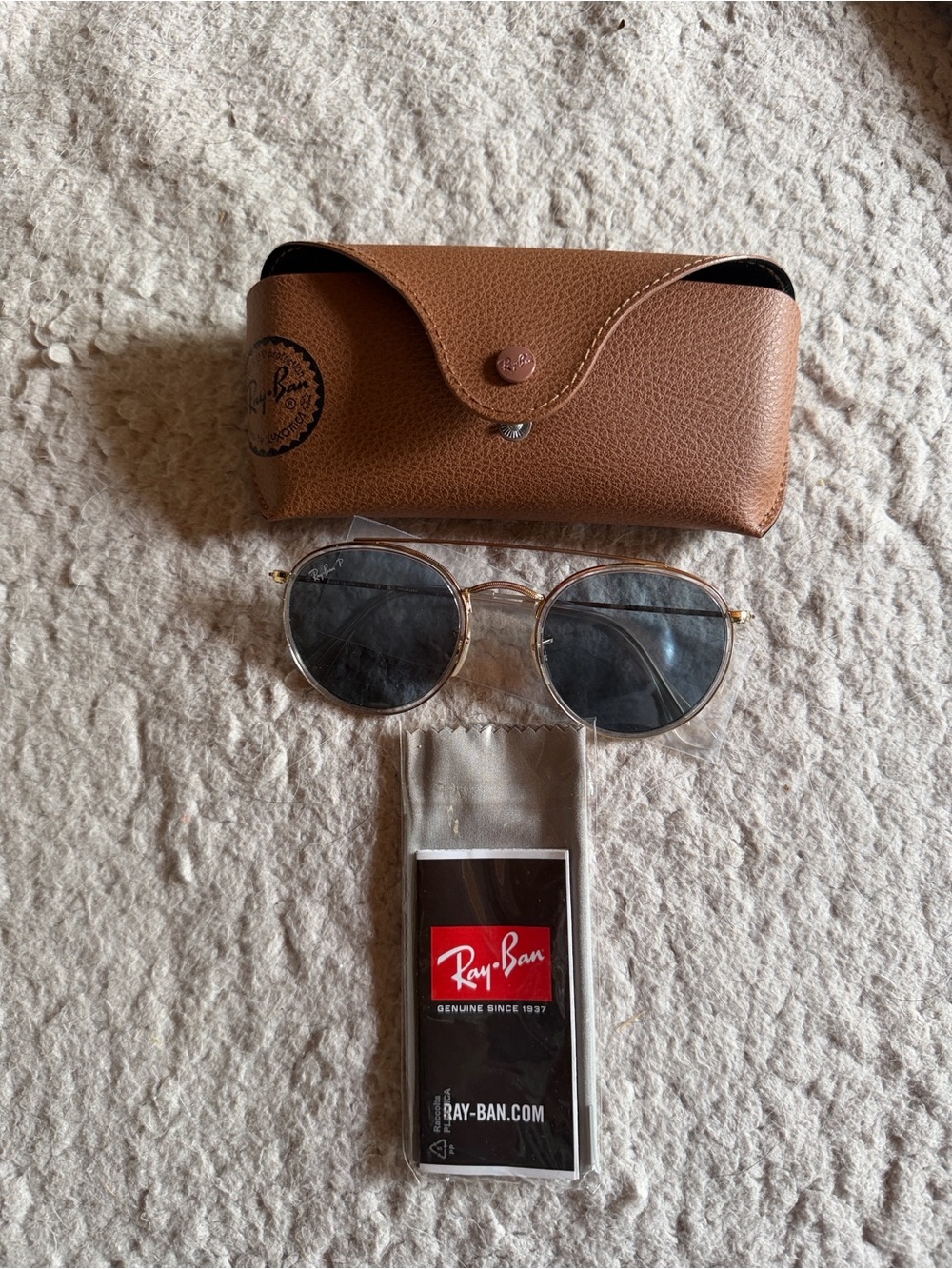 Ray-Ban Gold Frame Sunglasses with Gray Lenses